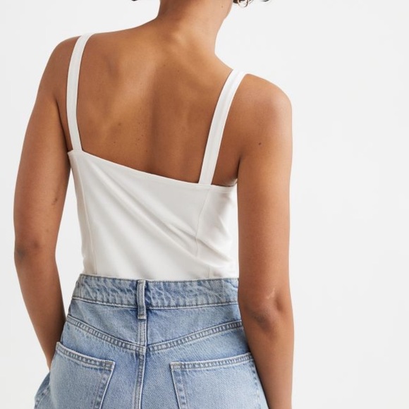 NWT H&M Bodysuit - Picture 3 of 7